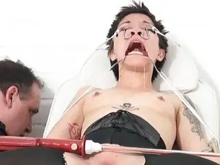 Asian bitch Mei Mara screams as she gets bizarrely tortured